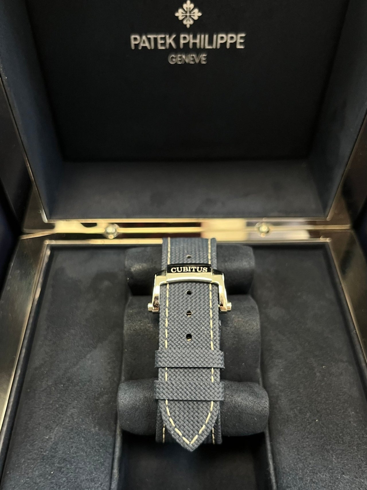 Cubitus Platinum Blue Dial 5822P-001