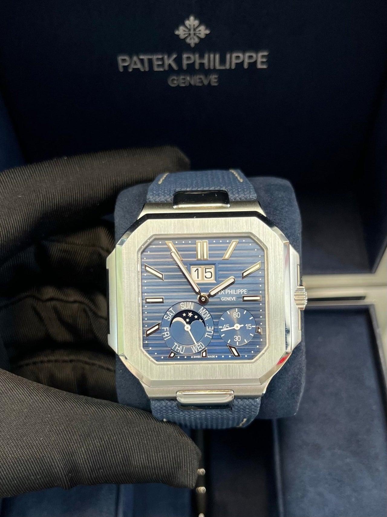 Cubitus Platinum Blue Dial 5822P-001