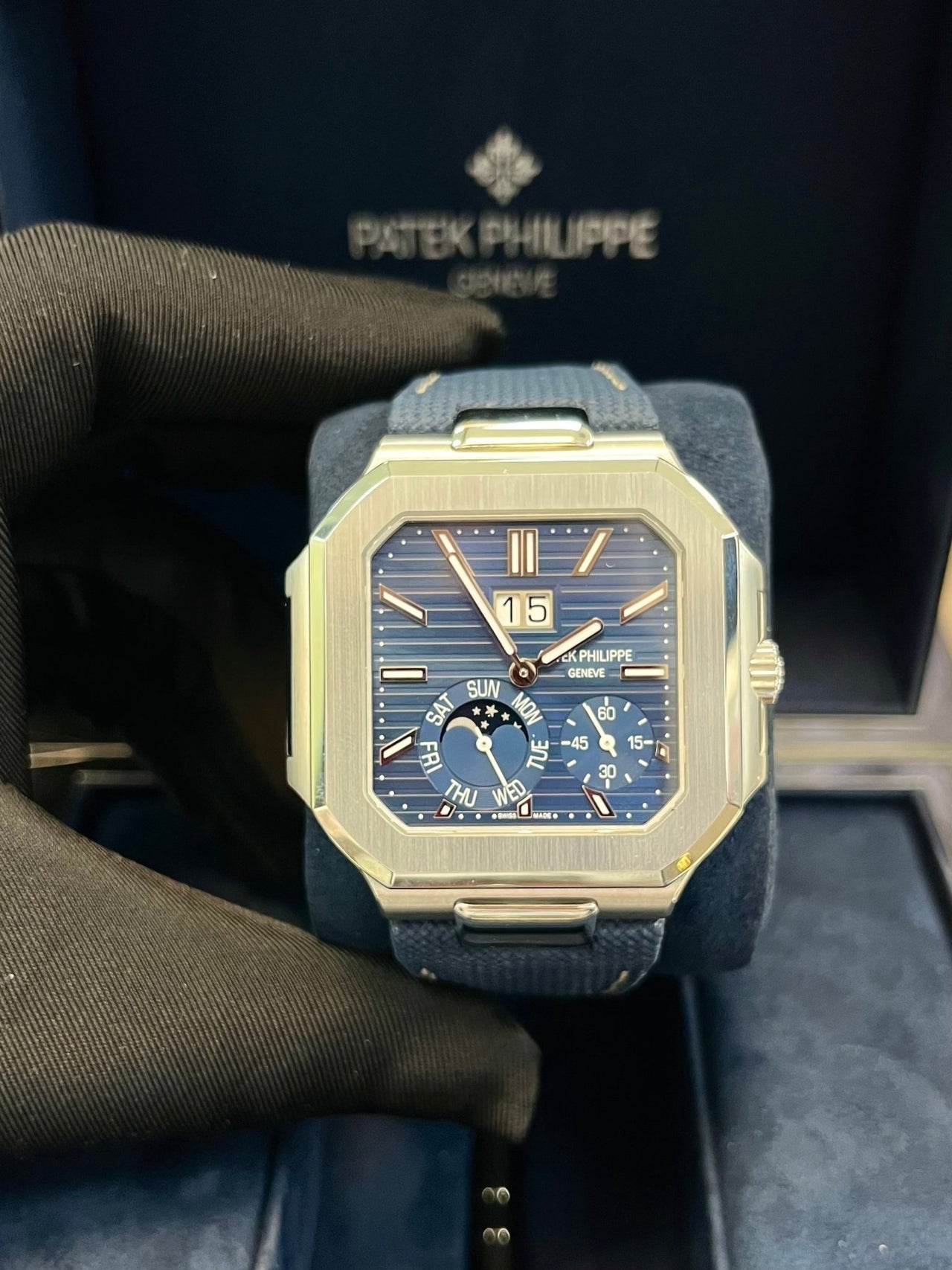 Cubitus Platinum Blue Dial 5822P-001