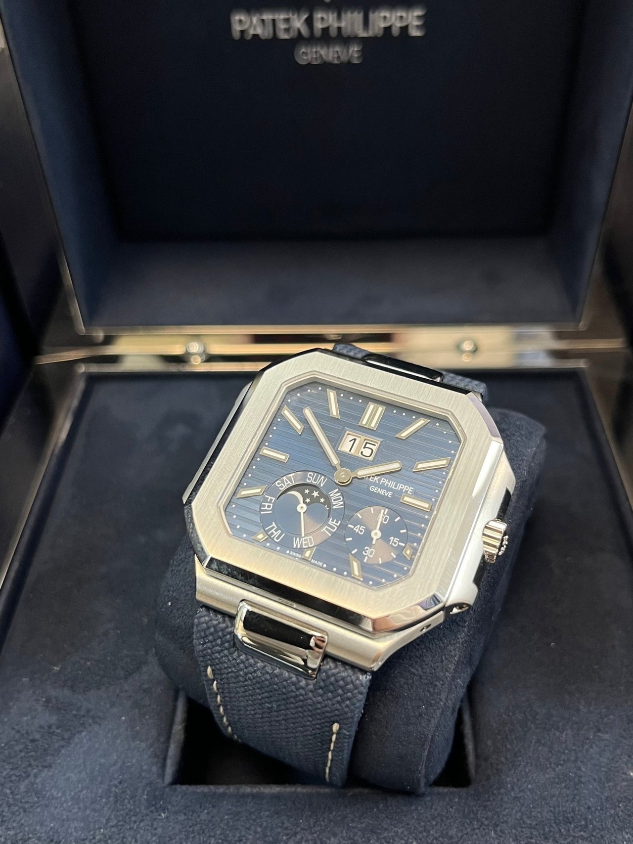 Cubitus Platinum Blue Dial 5822P-001