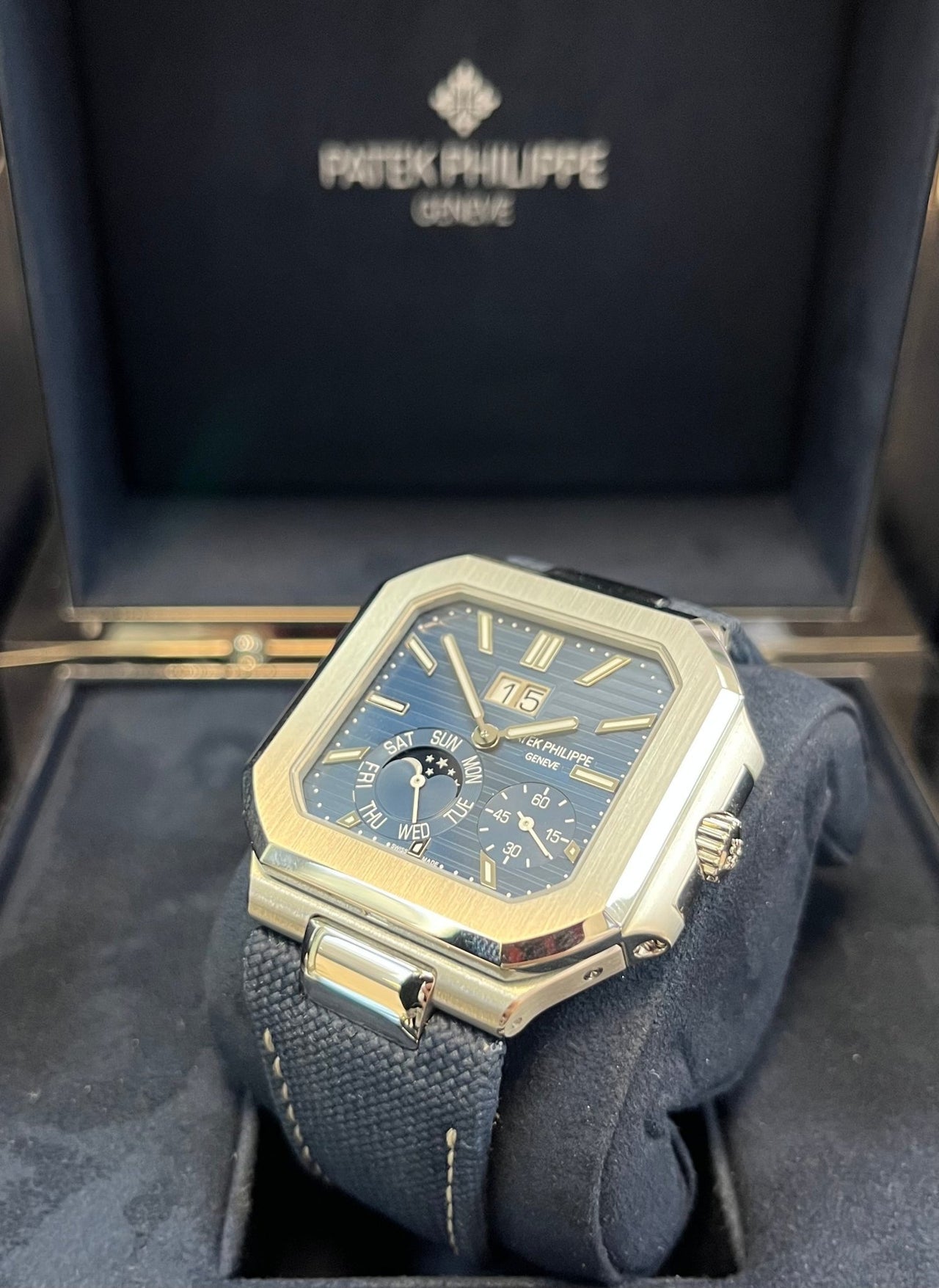 Cubitus Platinum Blue Dial 5822P-001