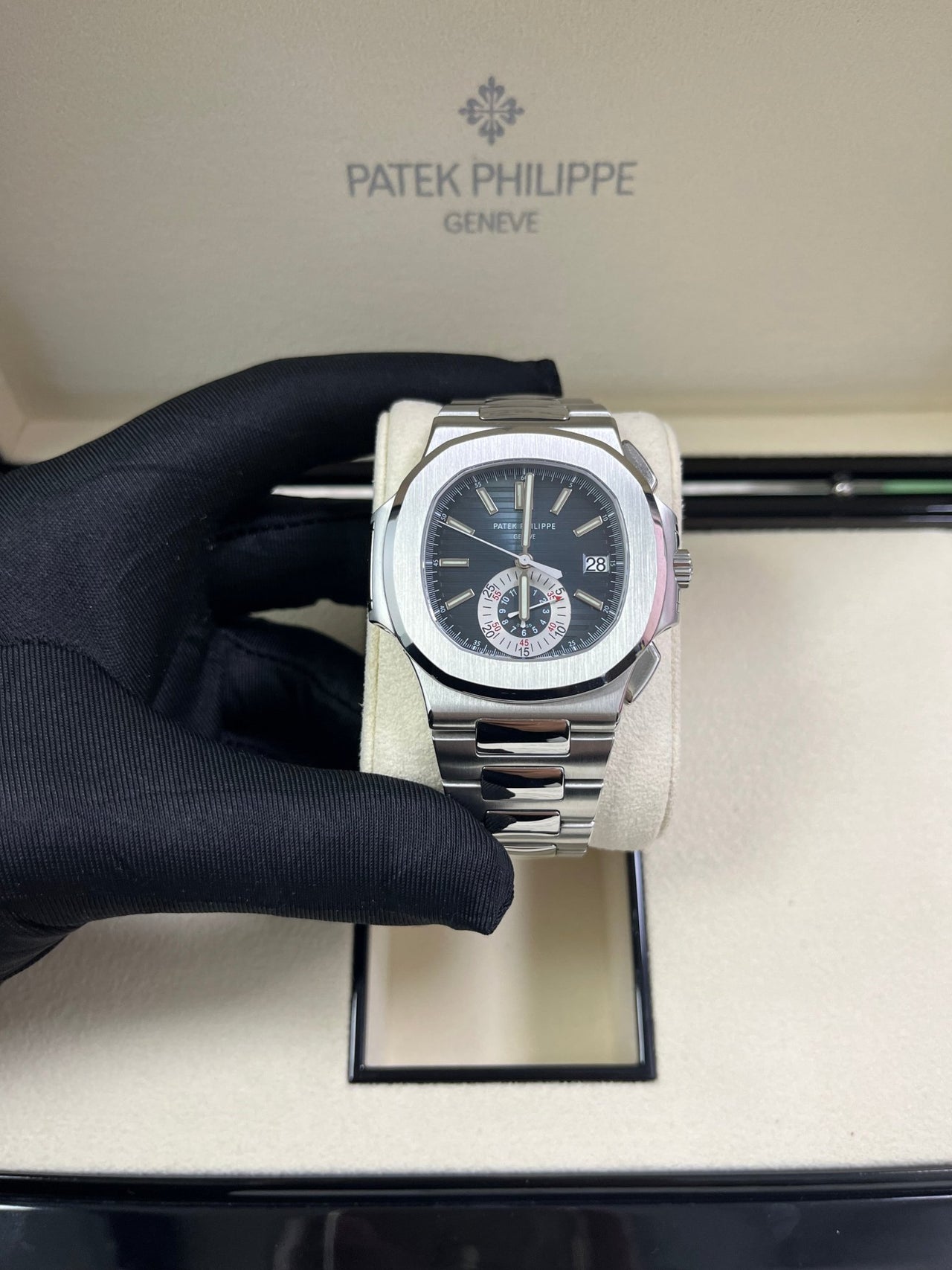 Nautilus Chronograph 5980/1A-001