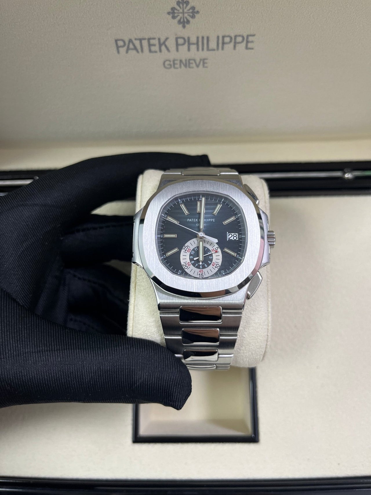 Nautilus Chronograph 5980/1A-001