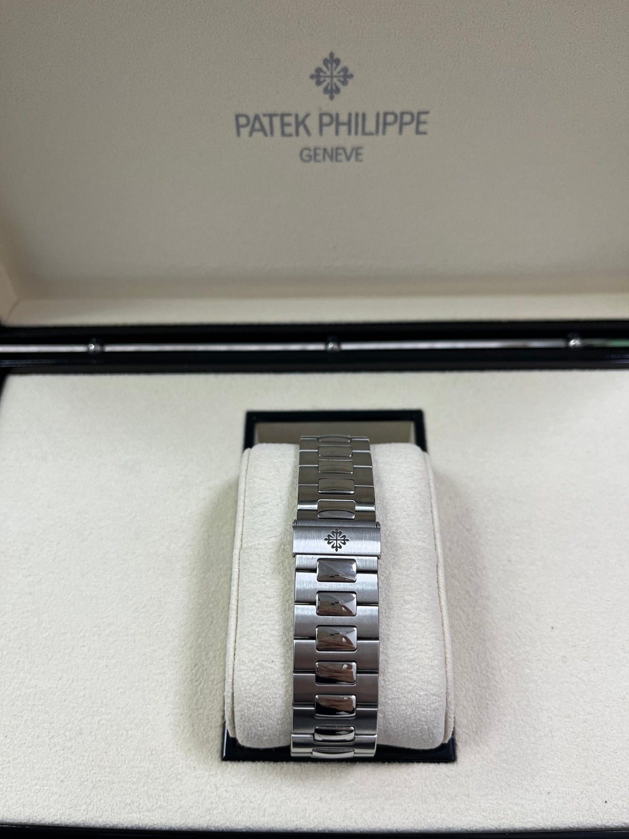 Nautilus Chronograph 5980/1A-001