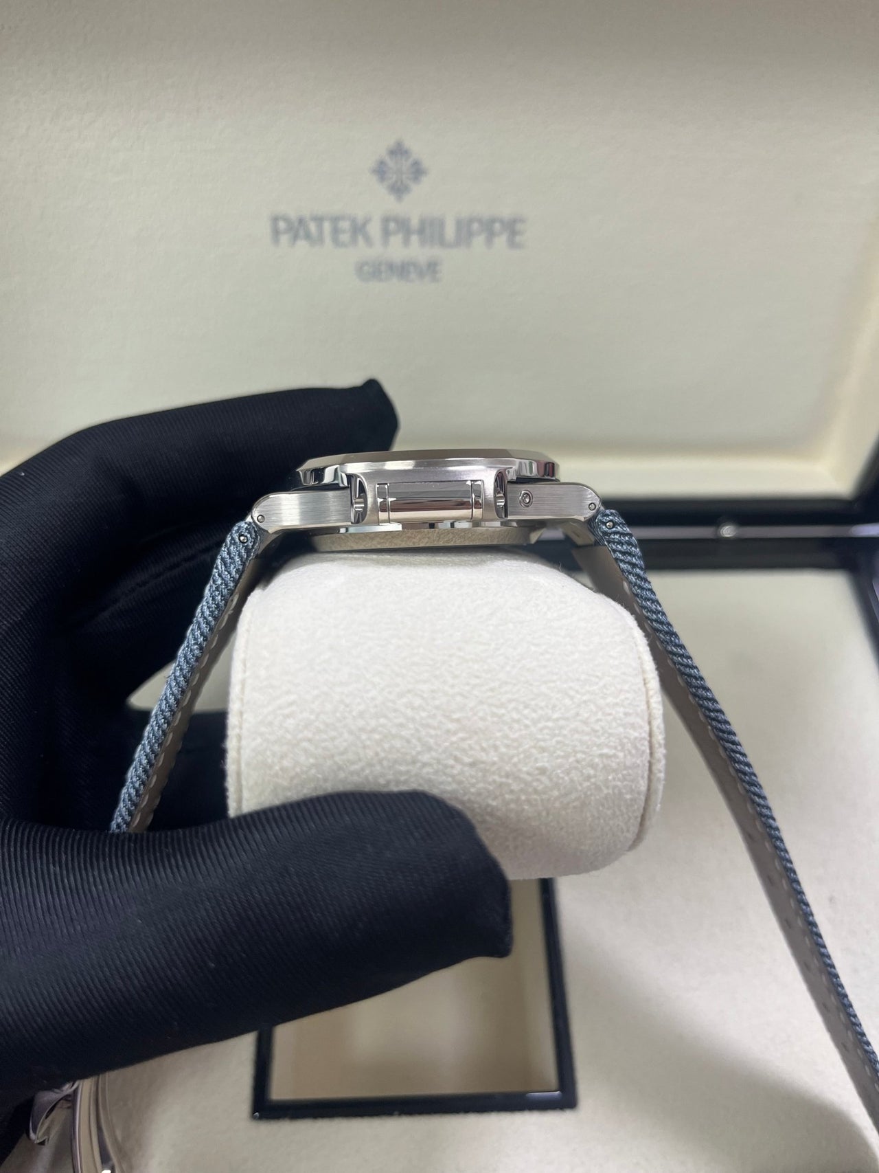 Nautilus Flyback Chronograph White Gold 5980/60G