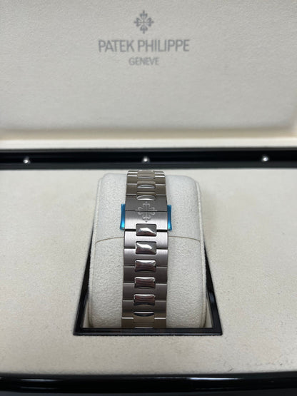 Nautilus Perpetual Calendar White Gold 5740/1G-001