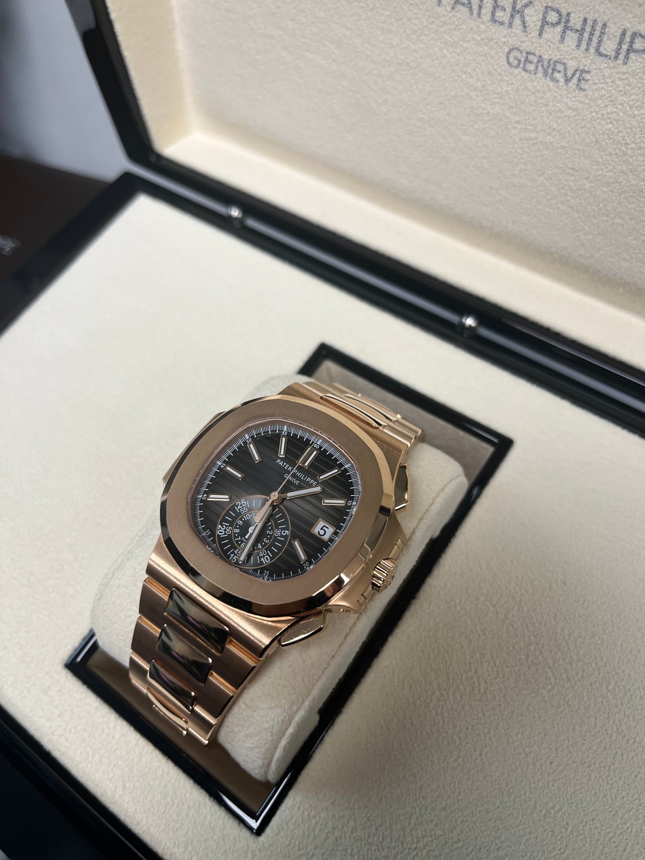 Nautilus Travel Time Chronograph Rose Gold 5990/1R-001