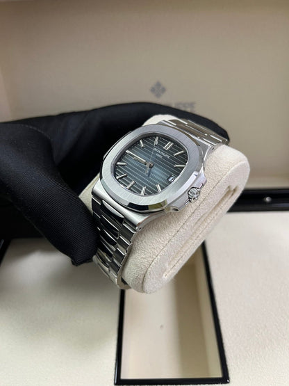 Nautilus 5711/1A-010 Steel Blue Dial