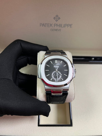 Nautilus Annual Calendar 5726A-001 Leather Strap
