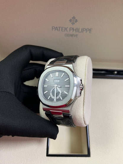 Nautilus Annual Calendar 5726A-001 Leather Strap