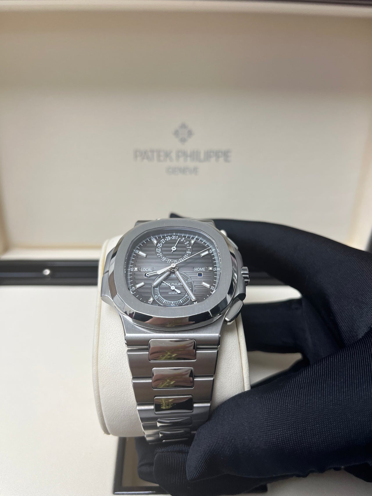 Nautilus Travel Time Chronograph Steel 5990/1A-001