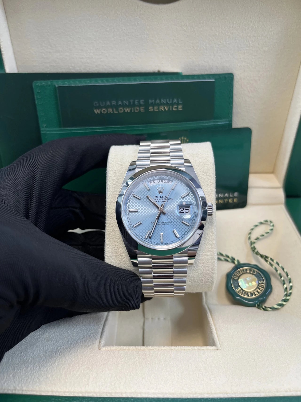 Day-Date 40 Ice Blue Platinum President