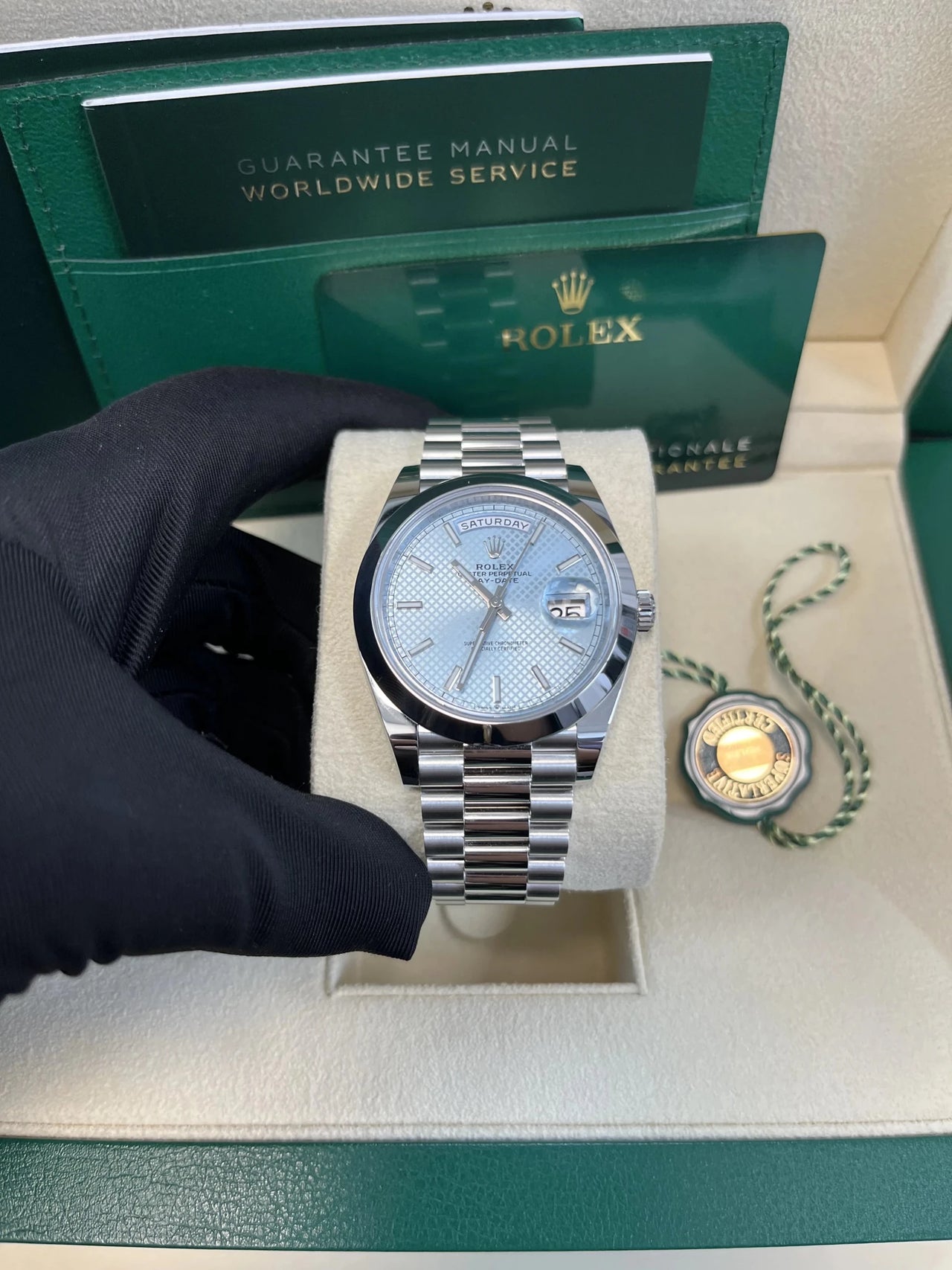 Day-Date 40 Ice Blue Platinum President