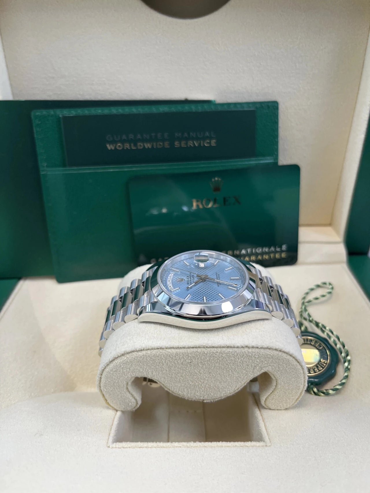Day-Date 40 Ice Blue Platinum President