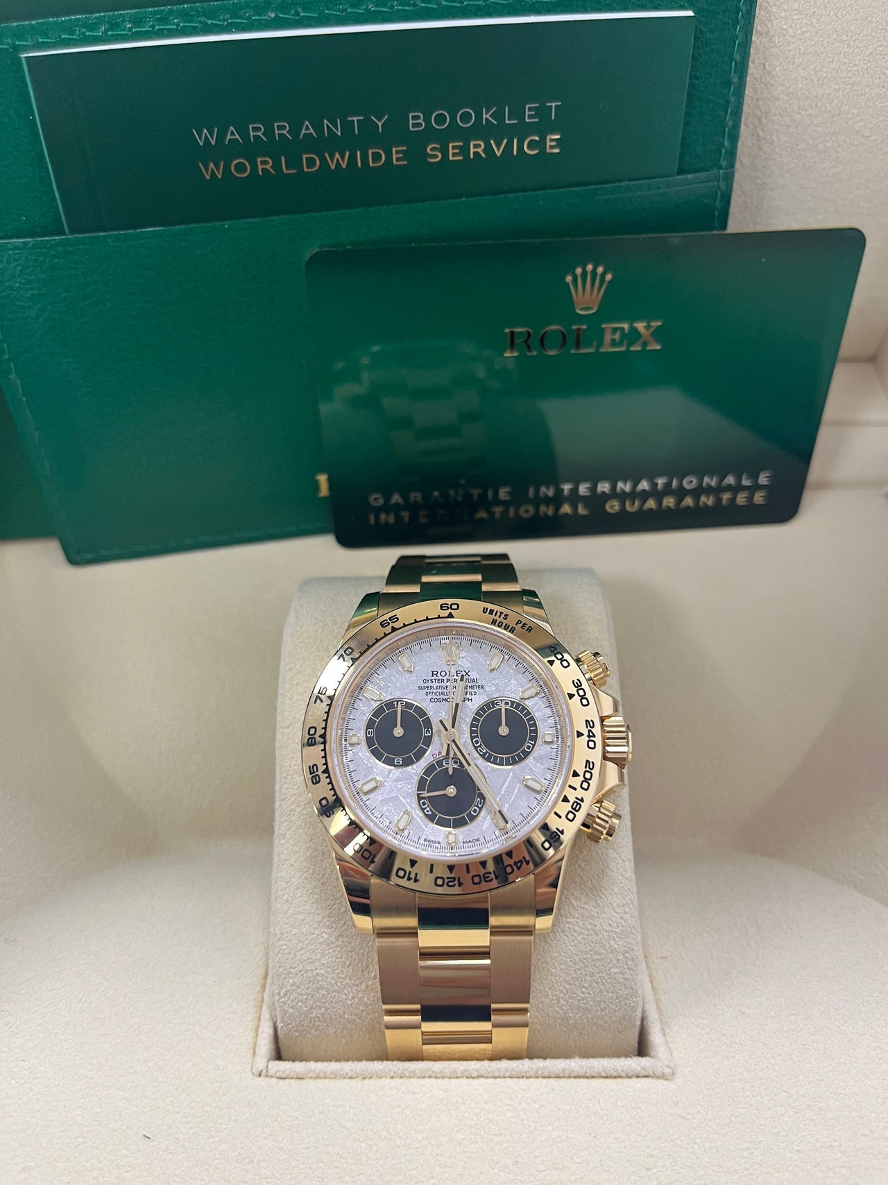 Cosmograph Daytona Meteorite Yellow Gold