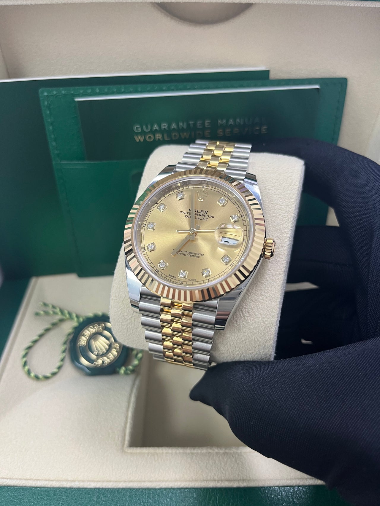 Datejust 41 Champagne Diamond Dial Yellow Gold Jubilee