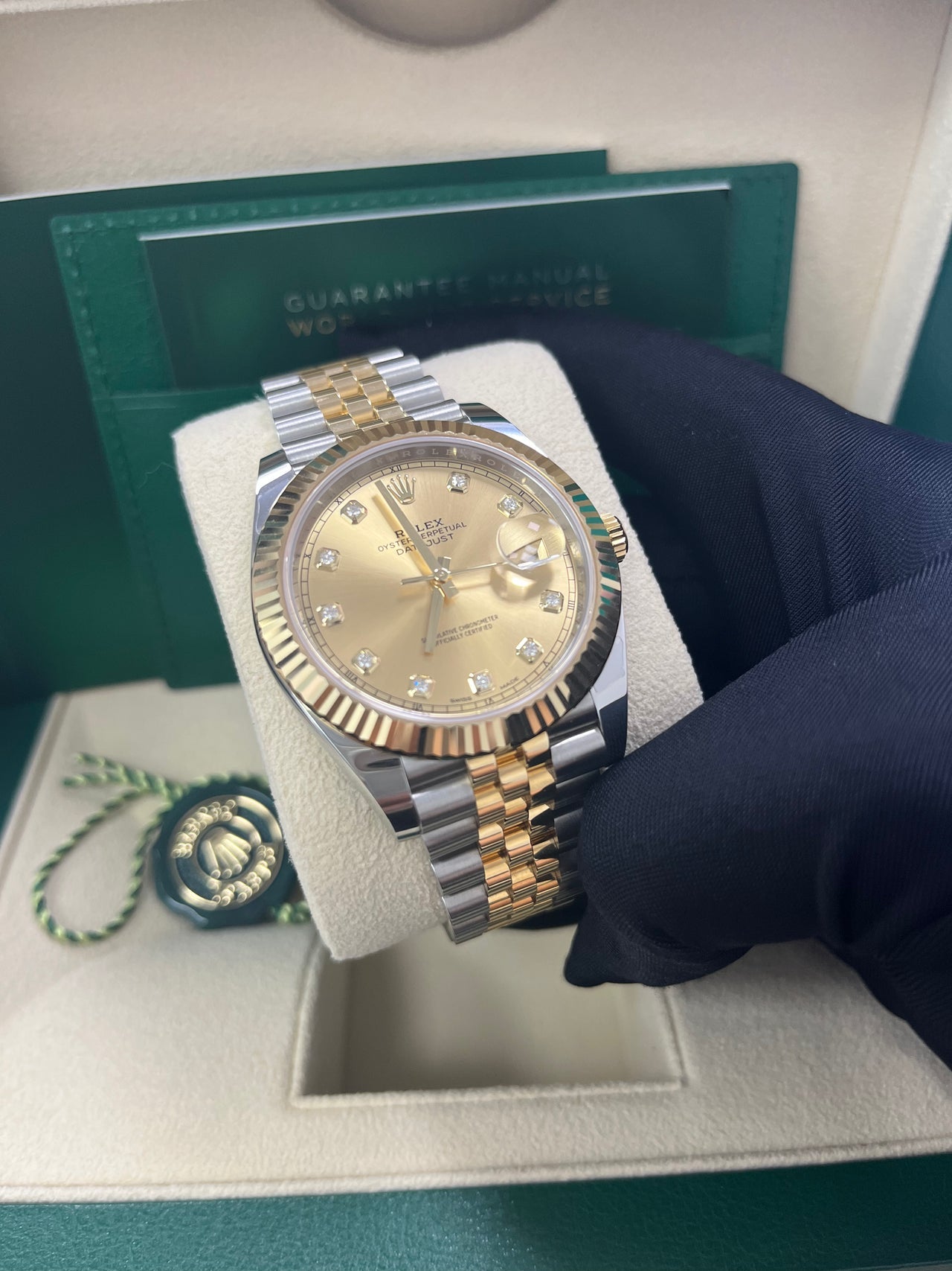 Datejust 41 Champagne Diamond Dial Yellow Gold Jubilee