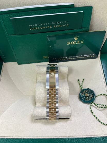 Datejust 41 Black Dial Yellow Gold Jubilee
