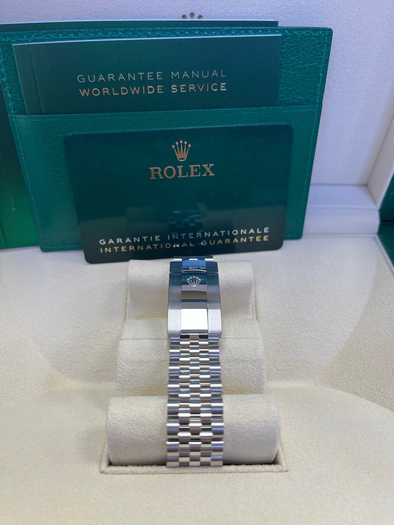 Datejust 41 Mint Green Motif Dial White Gold Fluted Jubilee