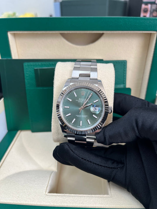 Datejust 41 Mint Green Dial White Gold Fluted Oyster