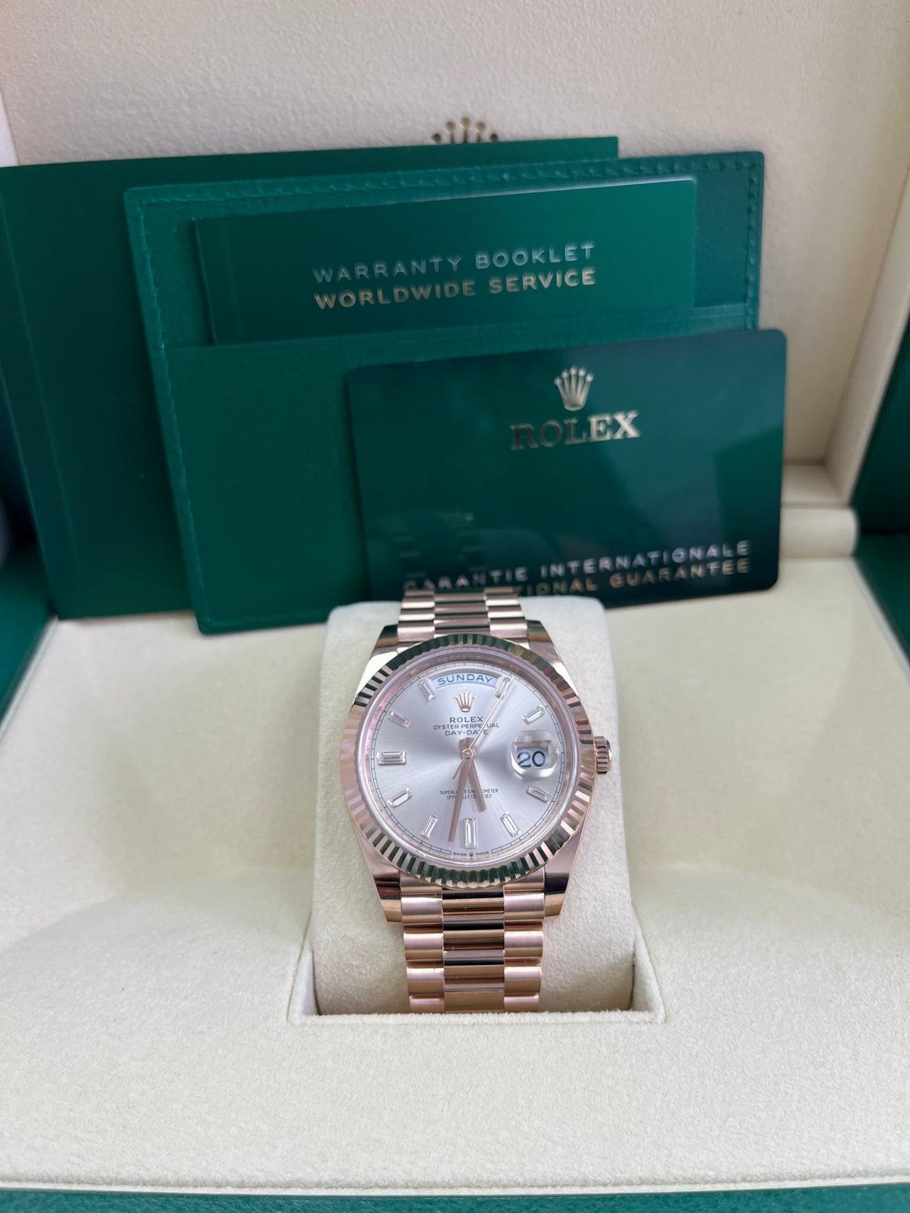 Day-Date 40 Sundust Baguette Diamond Everose President (Copy)