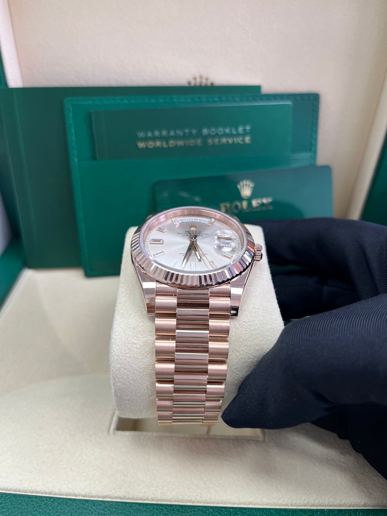 Day-Date 40 Sundust Baguette Diamond Everose President (Copy)