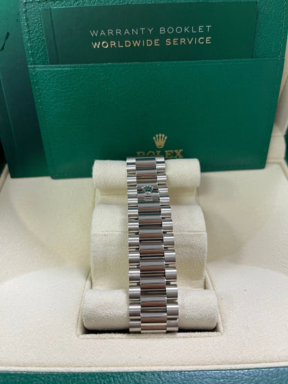 Day-Date 40 Mother of Pearl Baguette Diamond White Gold President