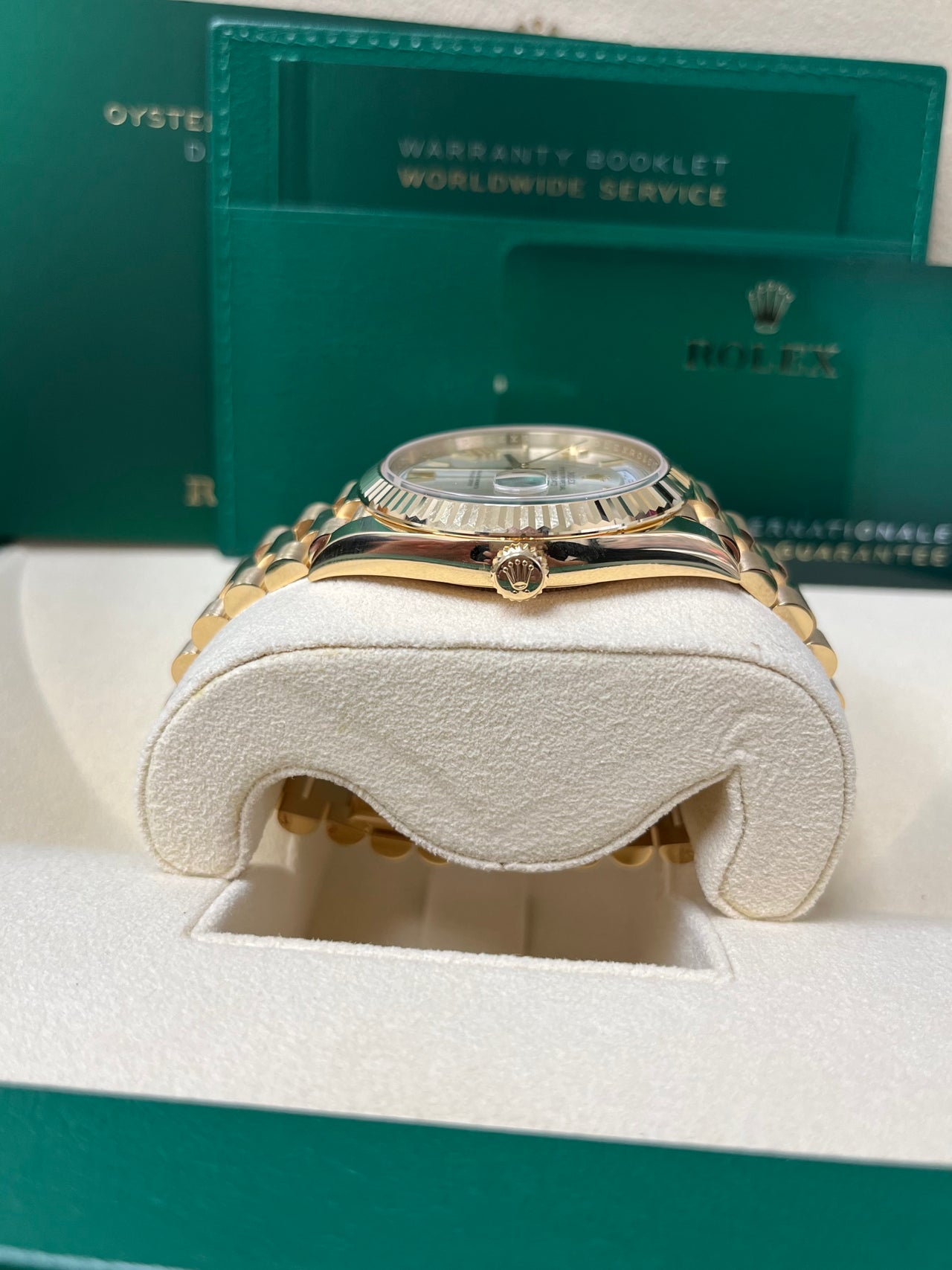 Day-Date 40 Silver Roman Yellow Gold President