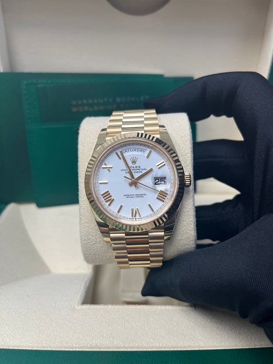 Day-Date 40 White Roman Yellow Gold President