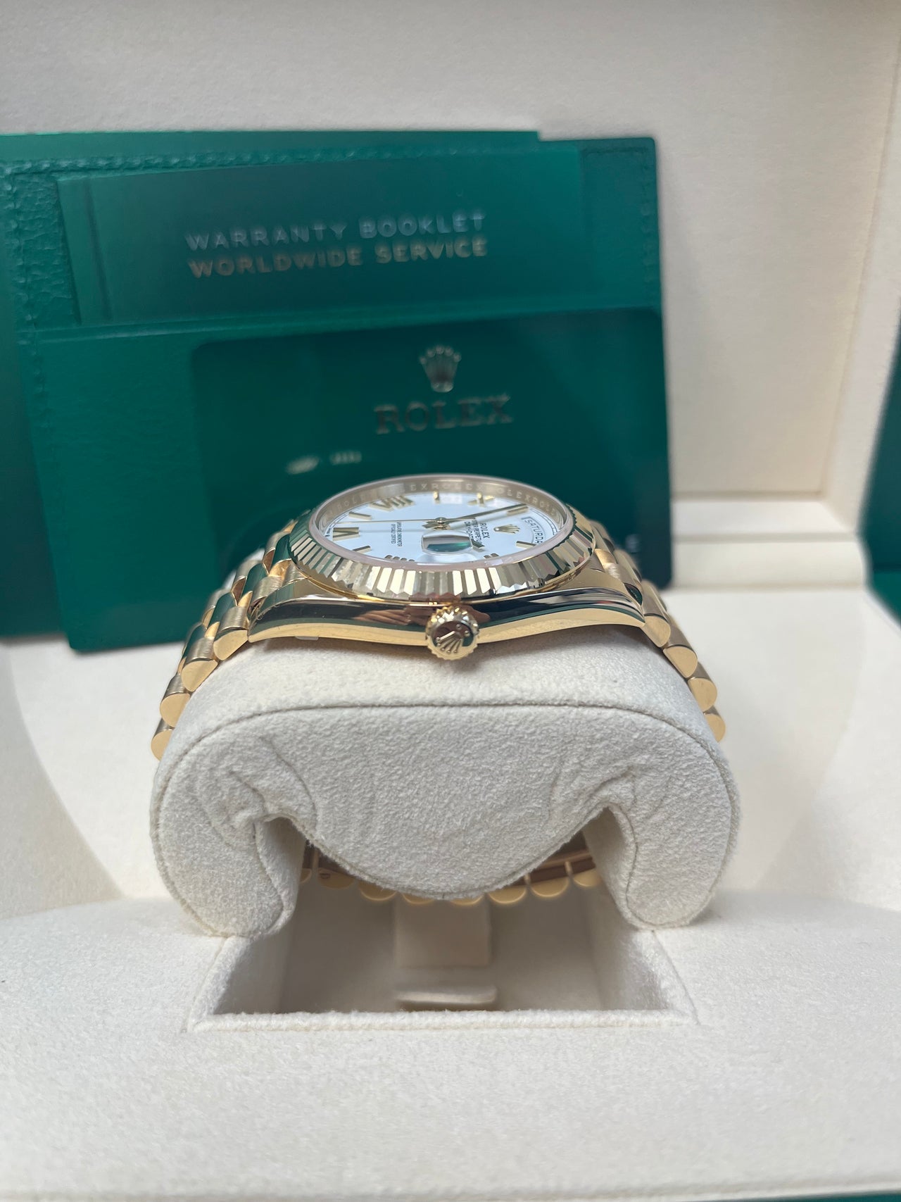 Day-Date 40 White Roman Yellow Gold President