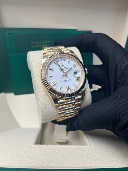 Day-Date 40 White Roman Yellow Gold President