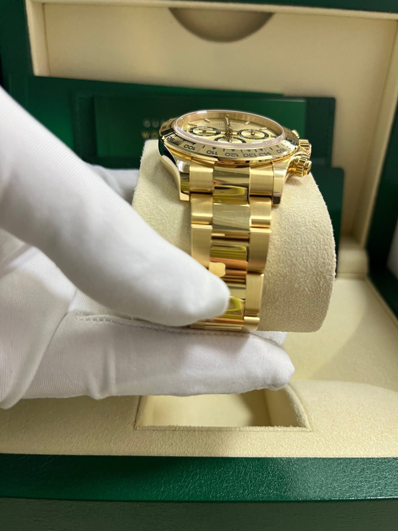 Cosmograph Daytona Yellow Gold Golden Dial