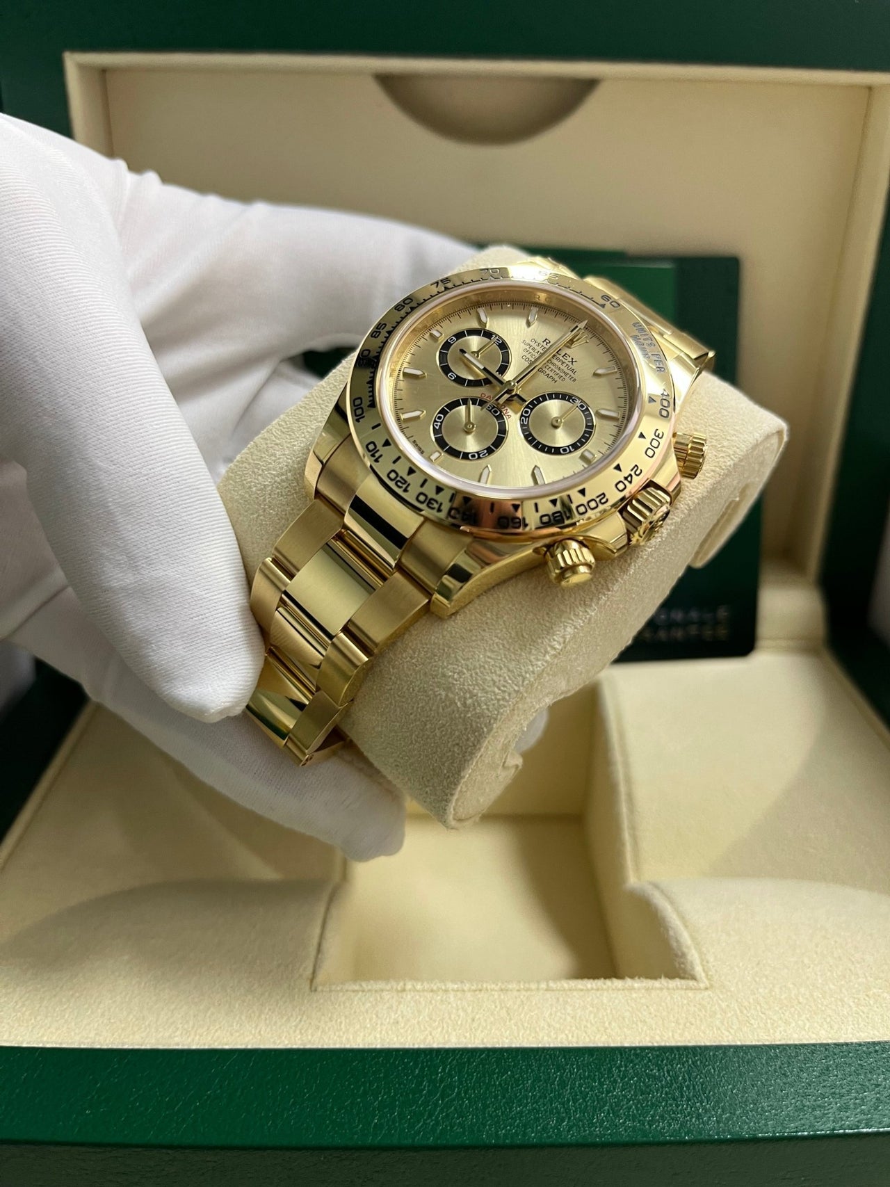 Cosmograph Daytona Yellow Gold Golden Dial