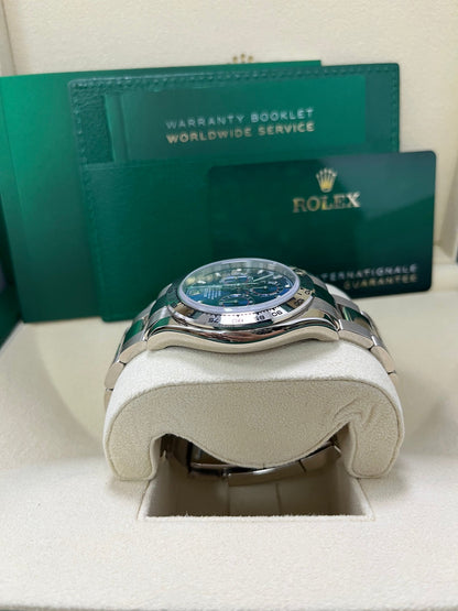 Cosmograph Daytona White Gold Blue Dial