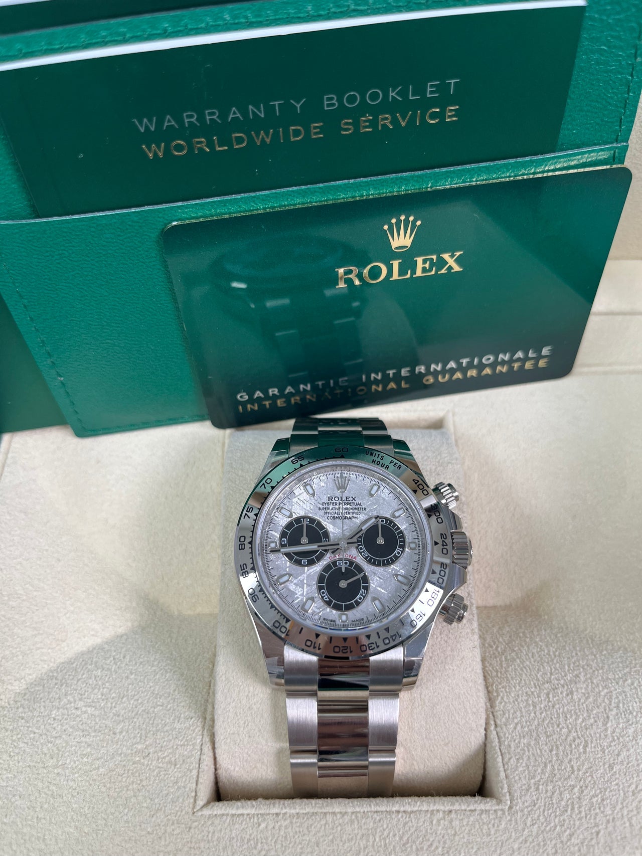Cosmograph Daytona Meteorite White Gold Oyster