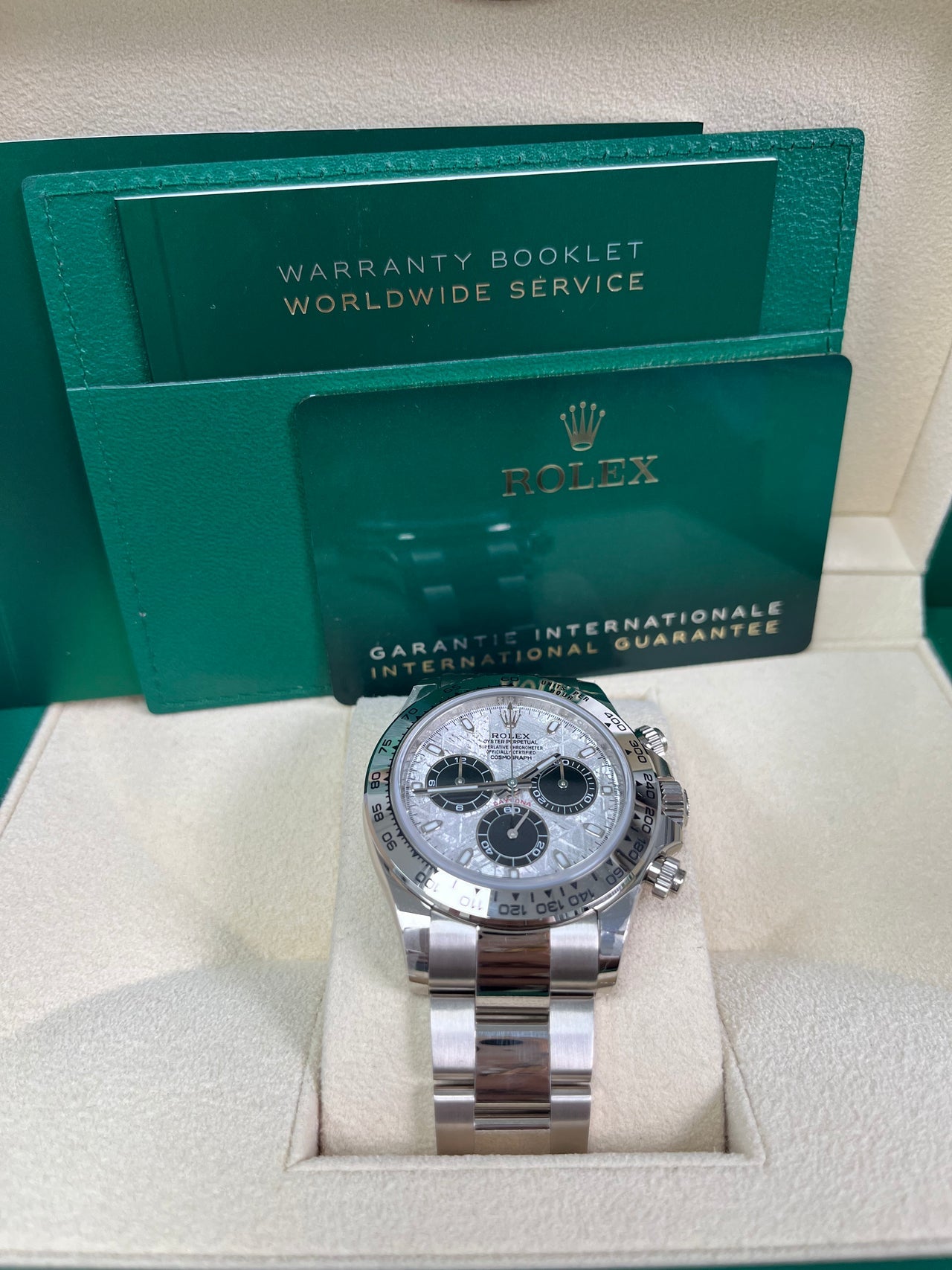 Cosmograph Daytona Meteorite White Gold Oyster