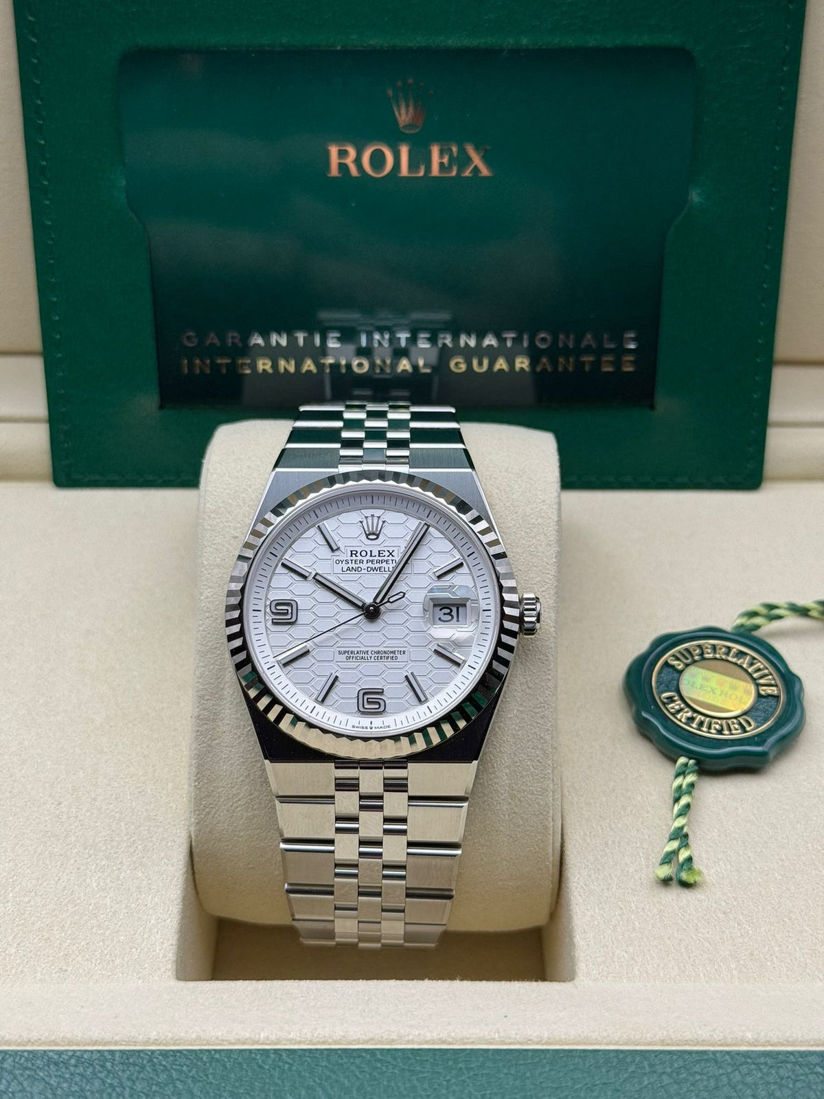 Land-Dweller 40 White Dial