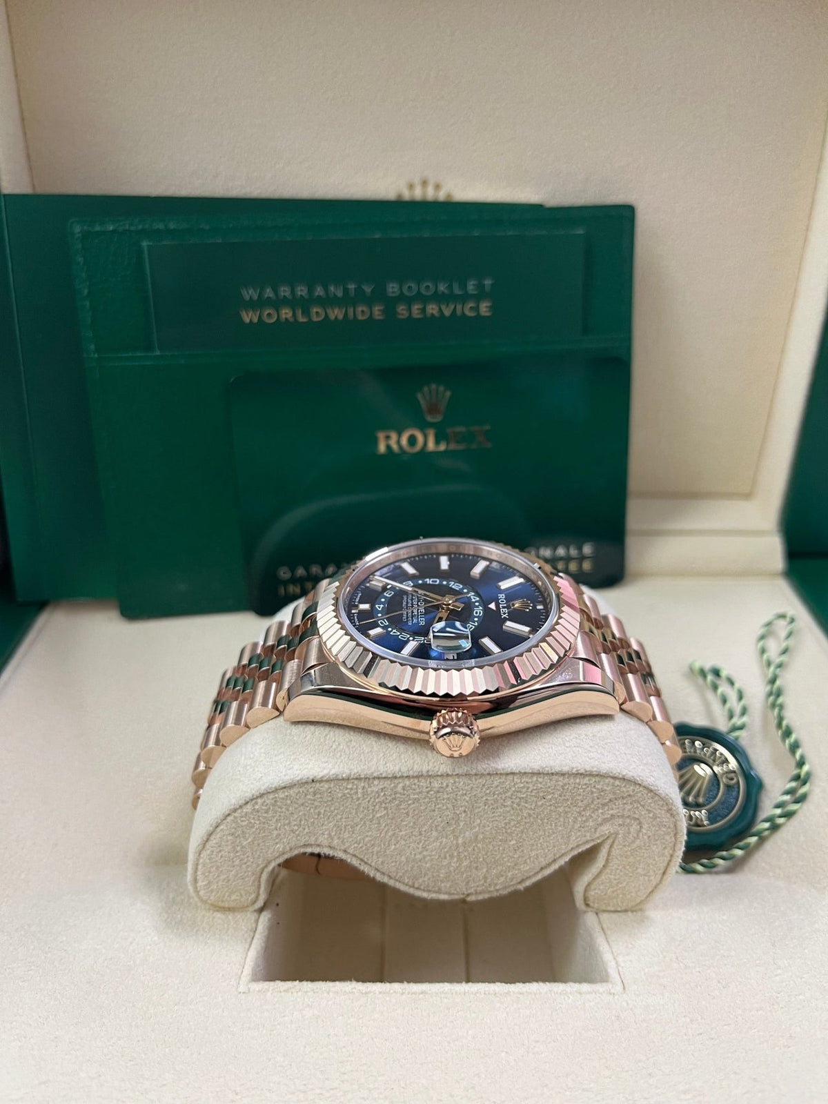 Sky-Dweller Everose Blue Dial Jubilee 336935