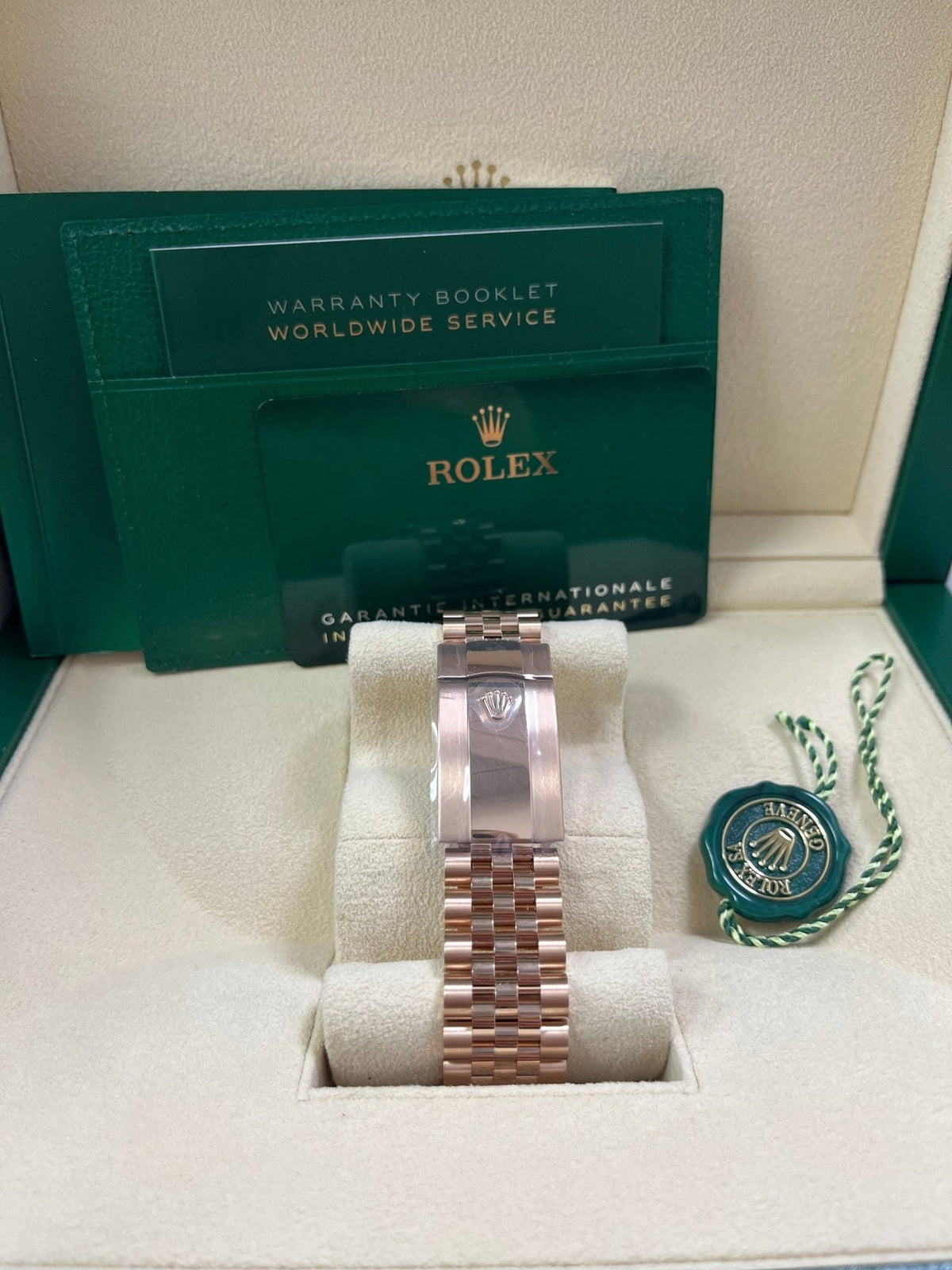 Sky-Dweller Everose Blue Dial Jubilee 336935