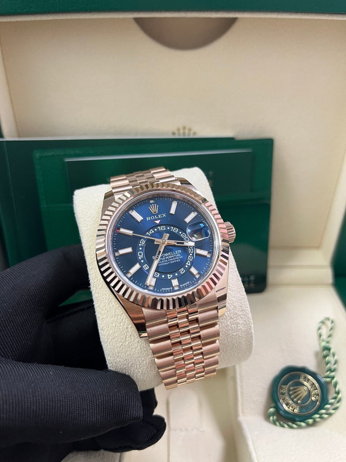 Sky-Dweller Everose Blue Dial Jubilee 336935