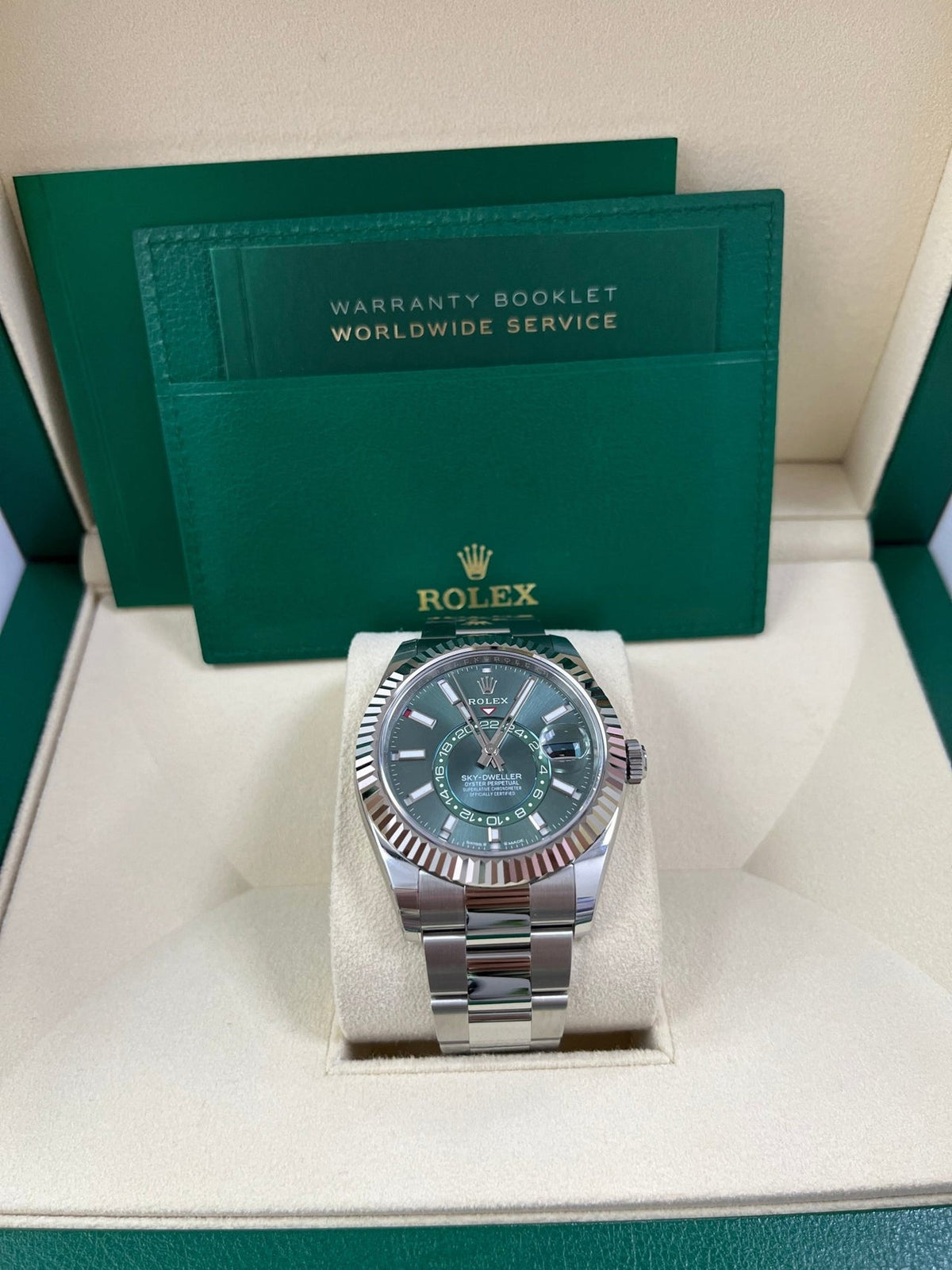 Sky-Dweller White Rolesor Green Dial 336934