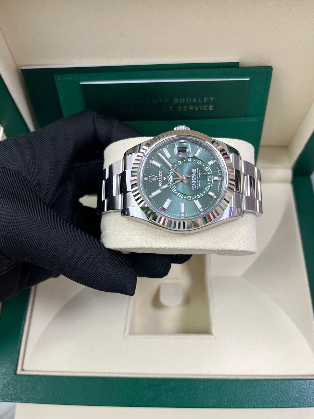 Sky-Dweller White Rolesor Green Dial 336934