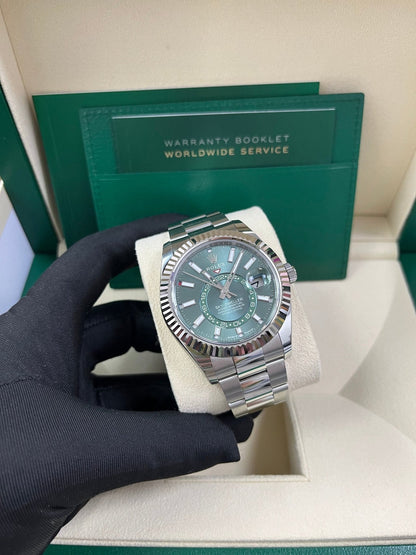 Sky-Dweller White Rolesor Green Dial 336934