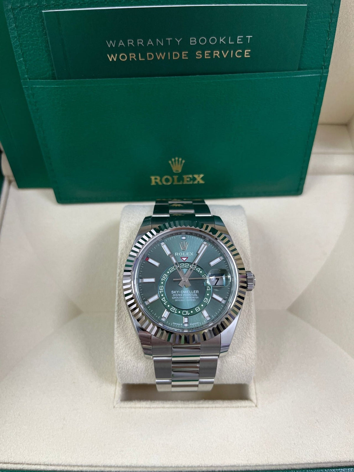Sky-Dweller White Rolesor Green Dial 336934