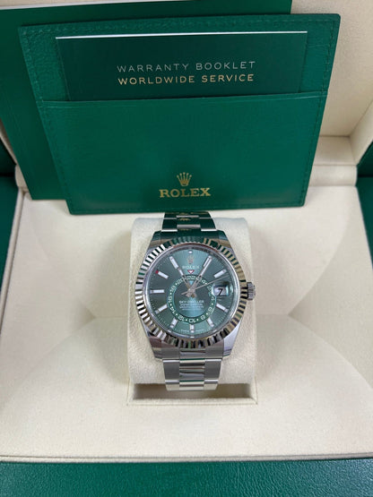 Sky-Dweller White Rolesor Green Dial 336934