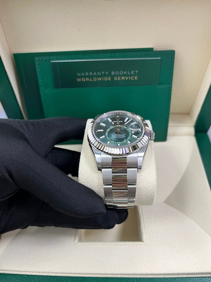 Sky-Dweller White Rolesor Green Dial 336934