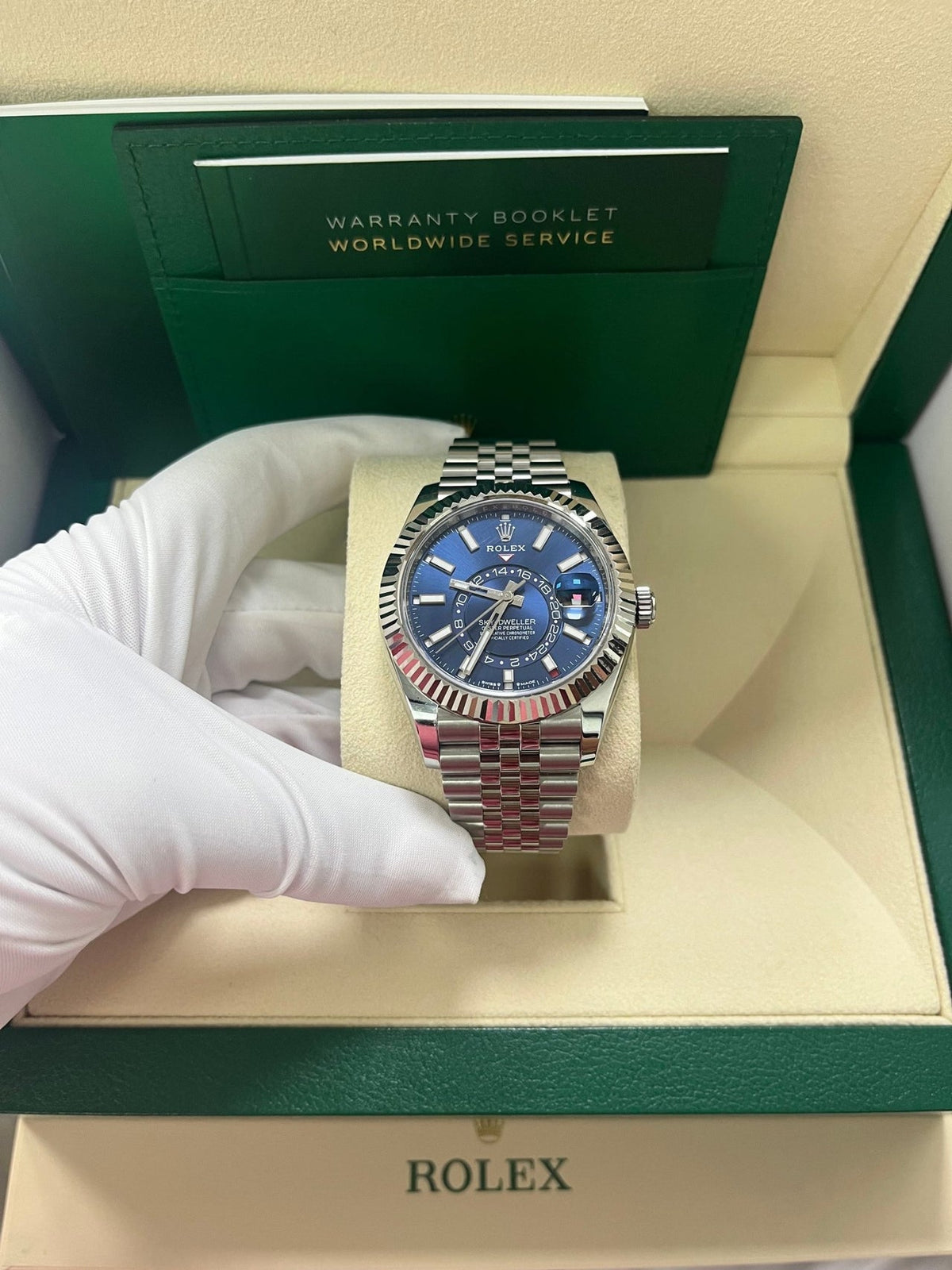 Sky-Dweller White Rolesor Blue Dial Jubilee 336934