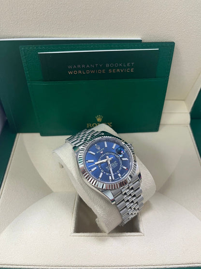 Sky-Dweller White Rolesor Blue Dial Jubilee 336934
