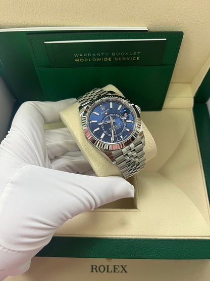 Sky-Dweller White Rolesor Blue Dial Jubilee 336934