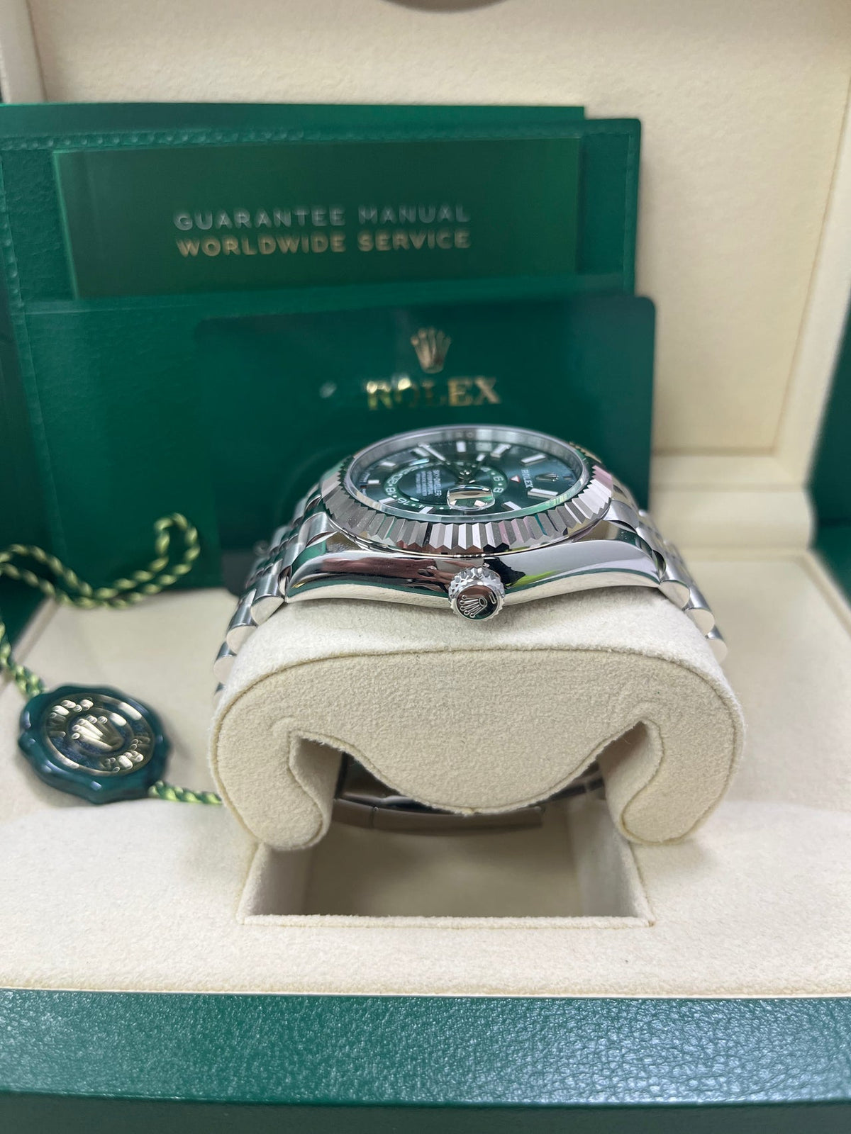 Sky-Dweller White Rolesor Mint Green Dial Jubilee 336934
